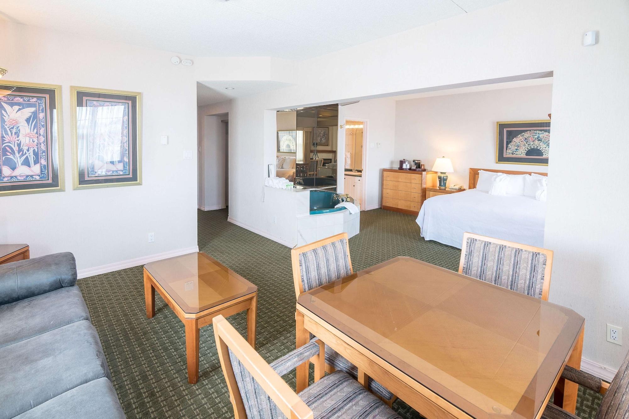 Ramada By Wyndham Thunder Bay Airlane Hotel Buitenkant foto