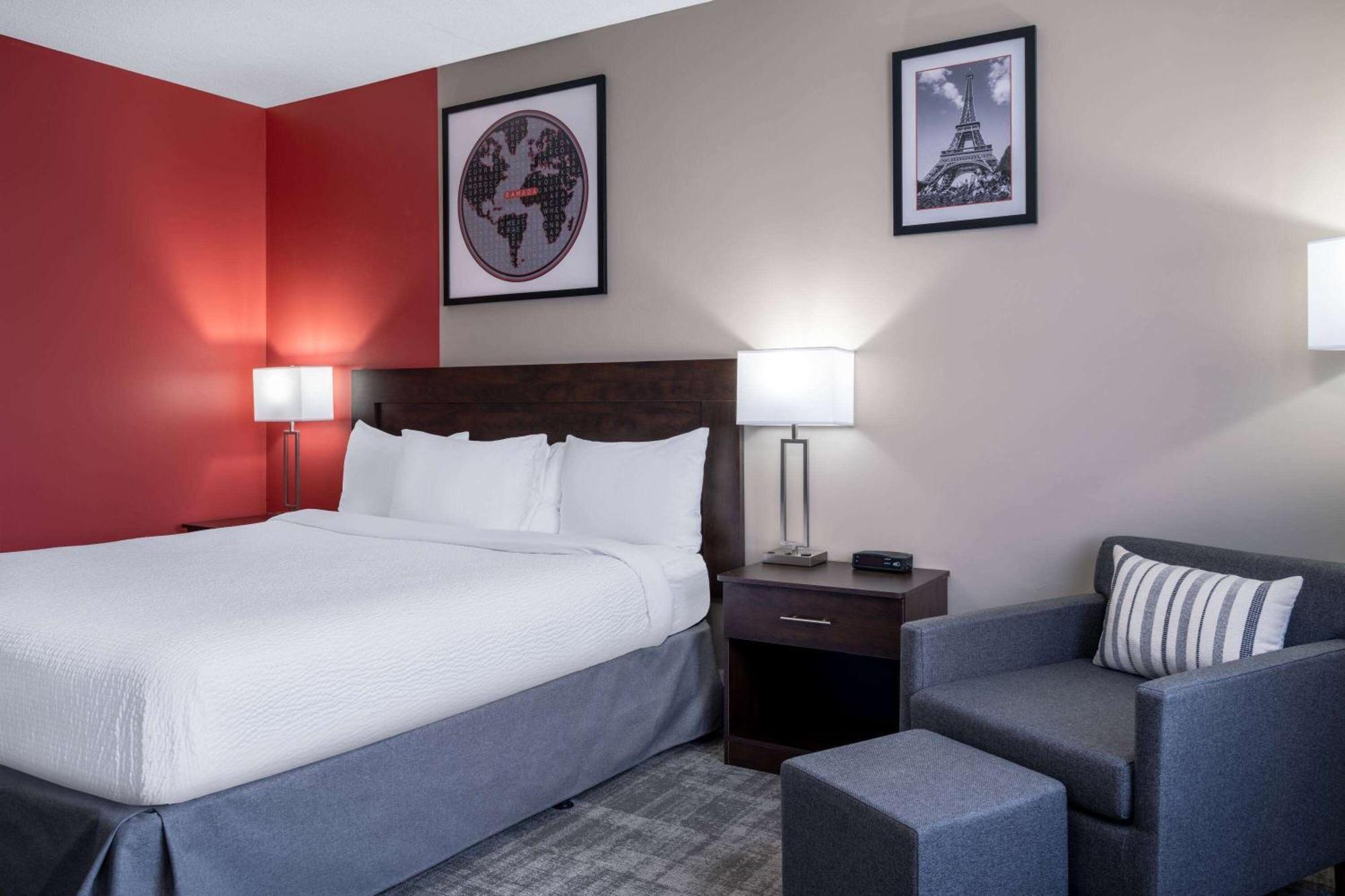 Ramada By Wyndham Thunder Bay Airlane Hotel Buitenkant foto